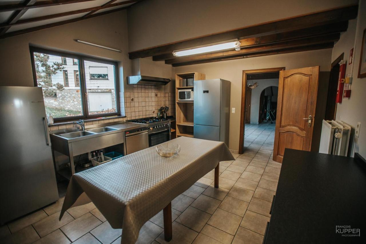 Le Vieux Sanglier - 41 Pers - Malmedy Villa Exterior photo